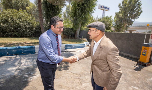 Başkan Soyer bayramlaşma ziyaretlerine İZBETON'la başladı