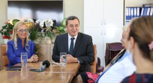 Batur'dan yerel basına tam destek: 