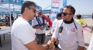 Dikili'de Yelken Yarışları Başladı