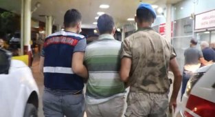 İzmir merkezli FETÖ operasyonunda yeni gelişme