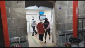 İzmir'de FETÖ operasyonu: Bölge Talebe Mesulü saklandığı adreste yakalandı