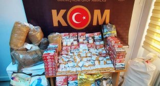 İzmir'de kaçak tütün operasyonu!