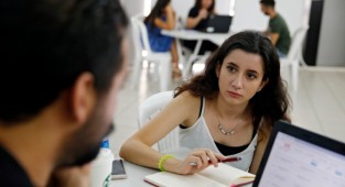 Konak Belediyesi'nden üniversite adaylarına tercih danışmanlığı