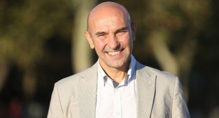 Özgür Demirtaş'tan Soyer'e kredi koşulları övgüsü