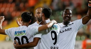 Altay'dan efsane dönüş