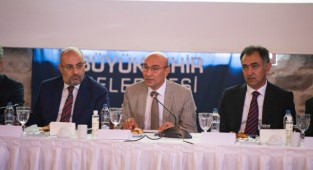 Afet Platformu’nda konuşan Soyer, ‘Ezberleri bozacağız’