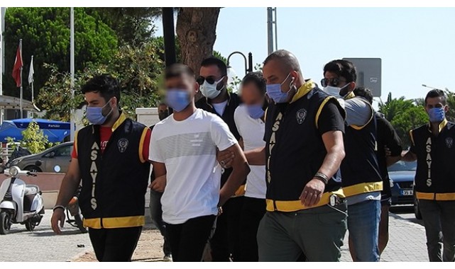 Çeşme'de gece kulübünün önündeki cinayetle ilgili 2 tutuklama