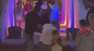 Darp edilen kadını kurtarmak isterken öldürülmüş