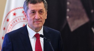 Flaş iddia: Ziya Selçuk odasını boşalttı!