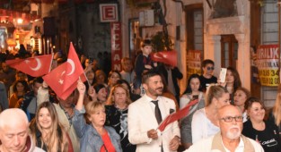 Foça'da Zafer Bayramı coşkusu