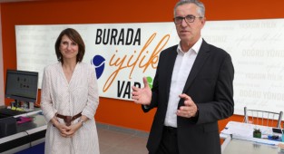 Gaziemir’in “İyilik Merkezi” Sosyal Market 1 yaşında