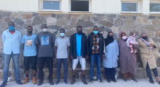 İzmir'de 51 düzensiz göçmen yakalandı