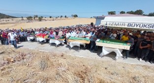 İzmir'de kazada ölen 6 kişiye acı veda