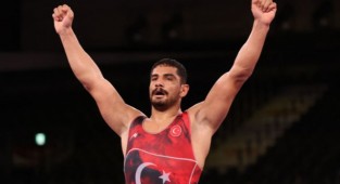 Taha Akgül'den Türkiye'ye bronz madalya gururu