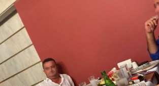 Yemek skandalı sonrası açığa alındı!