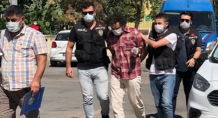 13 yaşındaki kızını evlenmek istemediği için tinerle yaktı