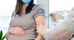 Aşı yaptıran hamile kadınların bebekleri antikorlu doğuyor!