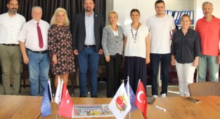 Başkan Gümrükçü'den İGC'ye ziyaret