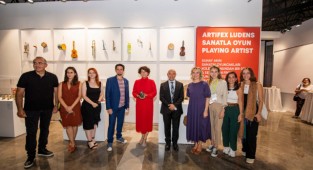 Başkan Soyer'den Artifex Ludens-Sanatla Oyun sergisine ziyaret