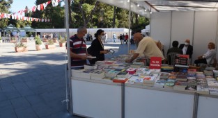 Bornova Kitap Günleri başladı