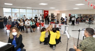 Buca’nın bilim üssüne büyük onur