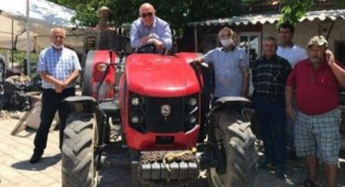 CHP'den traktörler haczedilmesin teklifi
