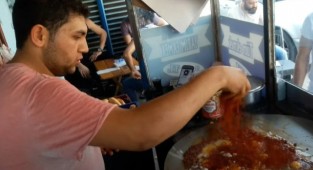 Fenomen tostçu trafik kazasında hayatını kaybetti