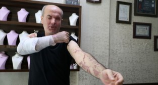 İzmir'de kuyumcuya kezzaplı saldırı