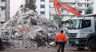 İzmir'deki Emrah Apartmanı davasında yeni gelişme