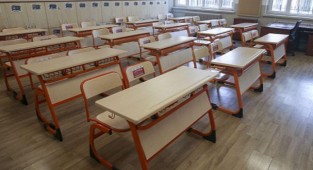 İzmir Milli Eğitim Müdürlüğü'nden, 'mülteciler için okul' açıklaması 