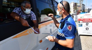 İzmir zabıtasından servislere sıkı denetim