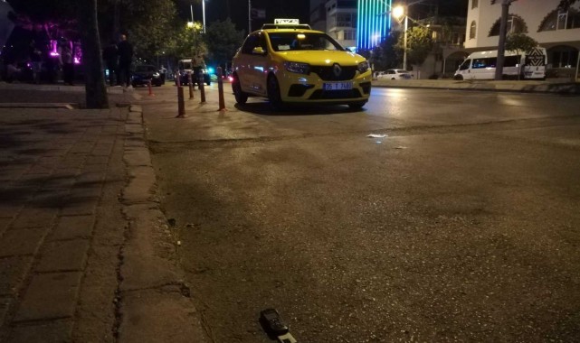 İzmir'de yarış yapan sürücüler dehşet saçtı: 1 ağır yaralı!