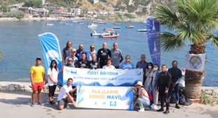 Karaburun’da kıyı temizliği yapıldı