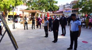 Kemalpaşa'nın kurtuluş yıldönümü törenle kutlandı