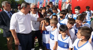 Konak'ta amatör spora desteğe devam