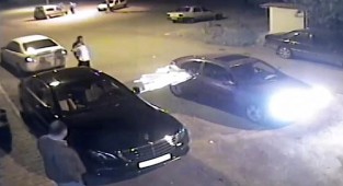 Mekanda istediği şarkı çalınmayınca kurşun yağdırdı