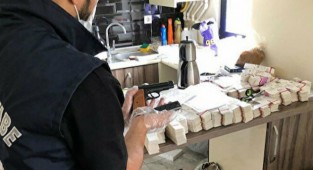 Sahte Kovid-19 ilacı operasyonu!