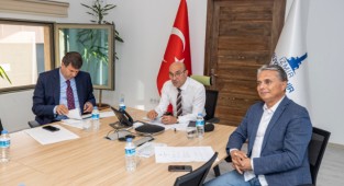 SODEMSEN yönetiminden İzmir zirvesi