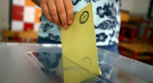 Son anketten AKP'ye kötü haber!