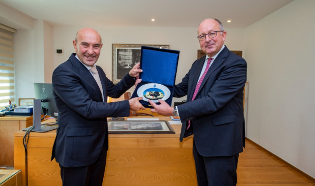 Soyer duyurdu: “Brüksel'de İzmir ofisi açmak istiyoruz”