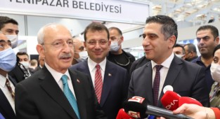 Tarım Zirvesi’nde Kılıçdaroğlu’ndan Menderes standına ziyaret