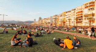 Vali Köşger'den İzmir'deki vaka sayılarıyla ilgili açıklama