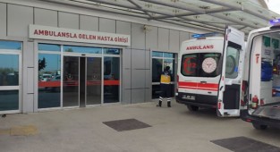 11 yaşındaki çocuk, 13 yaşındaki çocuk tarafından göğsünden bıçaklandı