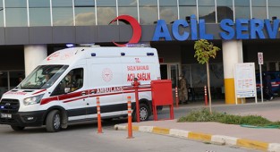 13 yaşındaki kız babasının beylik tabancasıyla kendisini vurdu