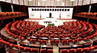 6 parti seçim kanunu ve siyasi partiler yasasını görüşecek