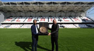 Al-Marri'den Alsancak Stadı turu