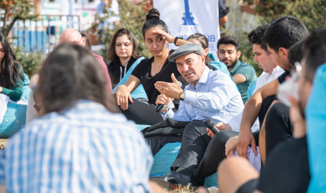 Başkan Soyer gençlerle iklim krizini konuştu