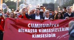 Bayraklı'da Cumhuriyet coşkusu