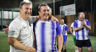 Bornova’da dostluk kazandı