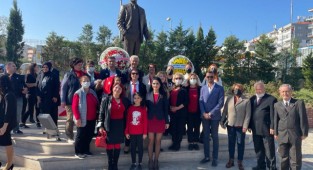 CHP Karabağlar'dan 29 Ekim'de iktidar mesajı